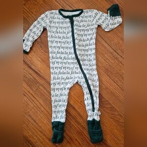 Dreamland Baby Fa la la la Bamboo Pajamas